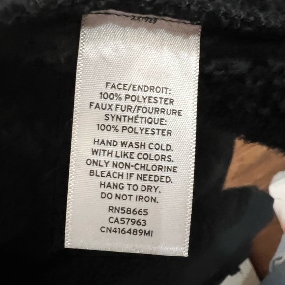 Caslon Black Shearling Suede Reversible Vest - Picture 6 of 6